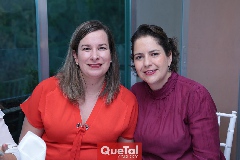  Daniela Navarro y Alejandra Díaz.