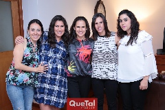  Cynthia Vélez, Vero Martínez, Carolina Delgado, Erika Rangel y Lula Torres.