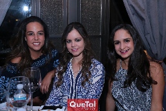  Ana Isa Torres, Caro Castillo y Claudia Villasana.