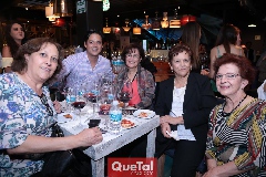  Isabel Villar, Rodrigo García, María del Carmen Villar, Lucía Delgado y Cristi Izquierdo.