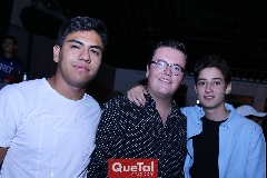  Ricardo Sandoval, Manu Gómez y Santiago Rodríguez.