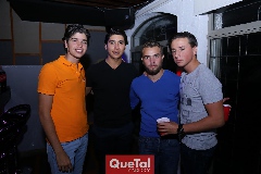 Santiago Gómez, Miguel Tobías, Memo Pizzuto y Rodrigo Navarro.