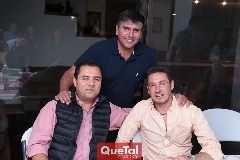  Juan Ariel Reyes, Eduardo González y Víctor Santos.