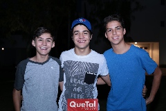  Santi, Mario y José Emilio.