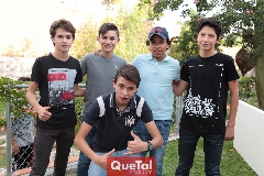  Ro Pérez, Santiago Portillo, Manuel Flores, Pato Loredo y Eduardo Siller.