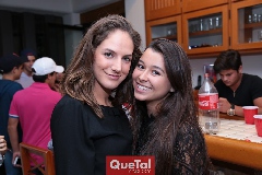  Andrea Recke y Nuria Esparza.