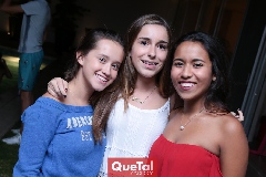  Estrella, Montse y Ale.