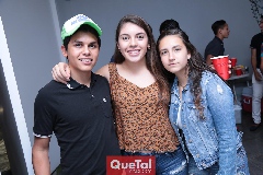  Daniel López, Mely Torres y Clau Herrera.
