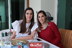  Ana Gabriela Gutiérrez y Claudia de la Peña.