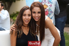  Montse Salazar y Paola Longoria .