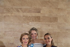  Rosana Benavente y sus hijas Priscila y Renata González.