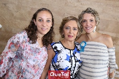  Mane Díaz de León, Rosana Benavente y Priscila González.