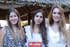  Araceli Palau, Adriana Estrada y Anasty Cano.