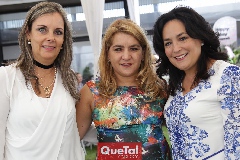  Amparo Lomelín, Carmenchu y Laura de Bravo.