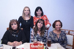  Elena Gaviño, Emma Rivera, Paty Salas, Susana Ayech y Edith Rivera.