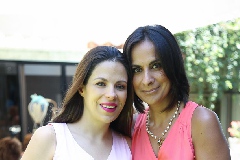  María Luz García y Mari Carmen Galarza .