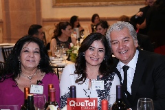  Ana Aguilera, Esther Olvera y Marco Conde.