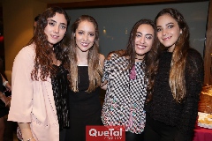  Isa Zollino, Laura Bravo, Paulina Gómez y Bárbara Mahbub.