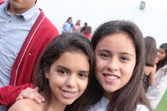  Paola y Vale.