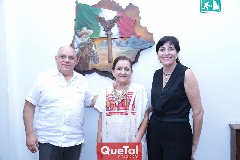  Rogelio Martínez, Norma Orozco y Alicia Cabello.