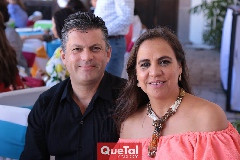  Ernesto Sánchez y Lilia Cantú.