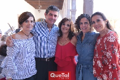  Vero Obregón, Héctor Obregón, Lucila Hernández, Diana y Pao Obregón.