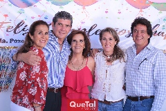  Los Obregón con Lucila Hernández.