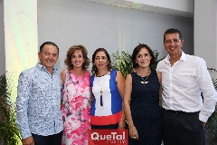  Octavio Aguillón, Yolanda de Aguillón, Sofía Carrillo, Gladys Rangel y Alfonso Labarthe .