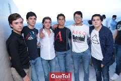  Diego, Ro, Daniel, José Emilio, Jorge y Javi.