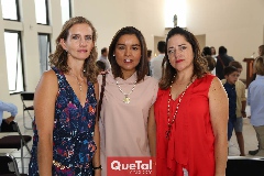  Isa Marti, Lorena Torres y Gaby Carreón.