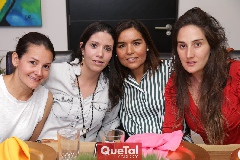  Rocío Subirana, Ana Meade, Lorena Torres y Lorena Ortiz.
