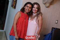  Lorena Torres y Karina Vita.