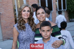  Margarita Sarquis, Mary Tere García y Juan Pablo González.