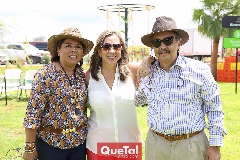  Carmelita  Vázquez, Rocío García y José Sigona.
