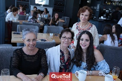  Mayuca Lobo, Manola Villaseñor, Georgina Mena y Adriana Ramón.