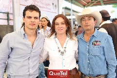  Francisco García, Begoña Ruiz y Carlos Del Valle .
