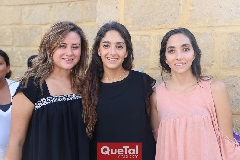 Lorena Madrigal, Isa y Mónica Villanueva.