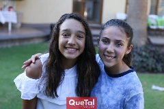  Camila y Hanna.
