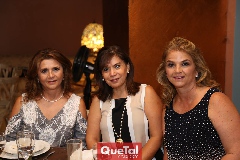 Irasema Medellín, Tita Ruiz y Luz María Márquez de Ruiz.