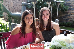  Raquel Garza y Daniela Quiroga.