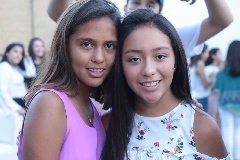  Mariana y Ana Isa.