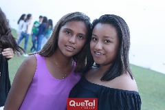  Mariana y Renata.