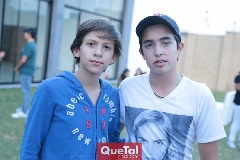  Eduardo y Gustavo.
