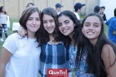  Andrea, Montse, María Emilia y Aurora.