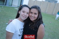  Ángela y Arantza.