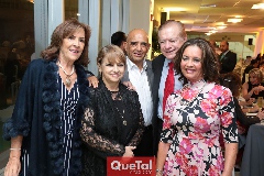  Blanca María Valle, Gabriela Romo, Alejandro Leal, Raúl Gómez y Mary Lupe Espinosa de Leal.