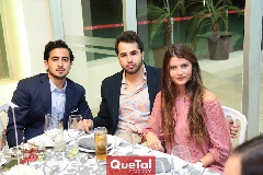  Rodrigo Carreras, Juan Manuel Carreras y Daniela Meade.