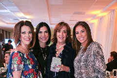  Lucila Valle, María Tello, Blanca María Valle y Gaby Pérez.