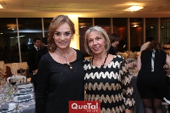  Ana Mary Lorca y Ángeles Mézquida.