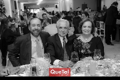  Teófilo Torres Corzo, Octaviano Gómez y Gómez y Yolanda González de Gómez.